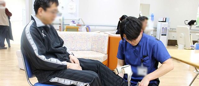 機能訓練室の場面