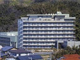 多階層の建物外観