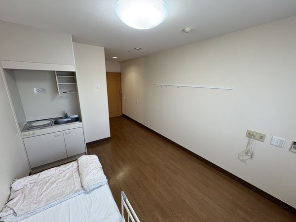 シンプルな居室空間