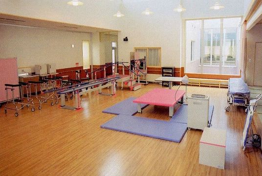 運動療法の機能訓練室