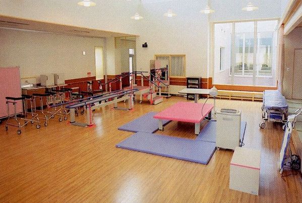 運動療法の機能訓練室