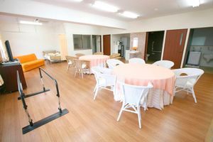 広々とした集会スペース