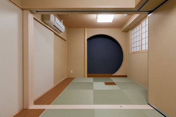 和風の落ち着いた居室