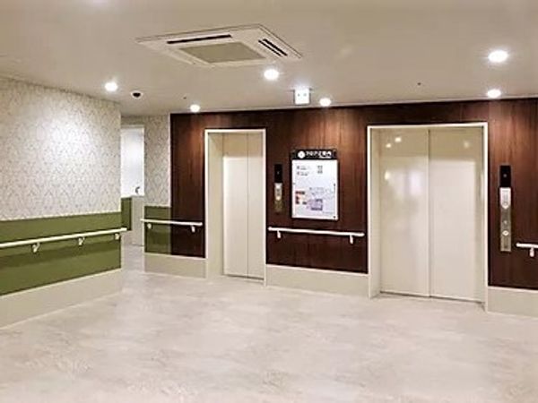 清潔感のある廊下空間