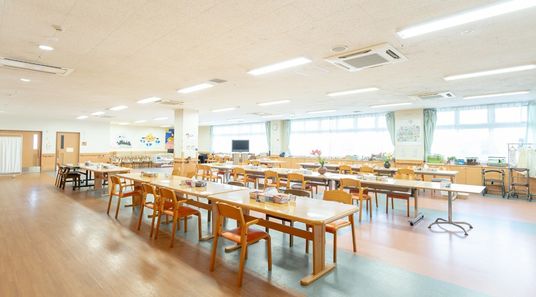 広々とした食堂