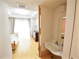 居室の明るい空間