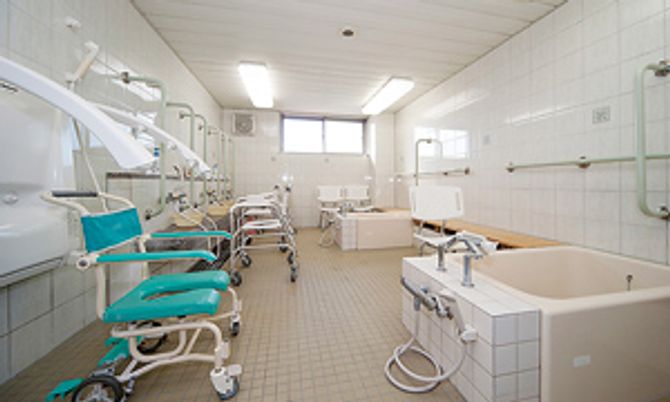 清潔感ある浴室