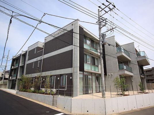 外観の建物正面  