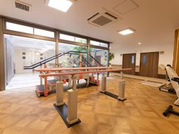 明るい機能訓練室
