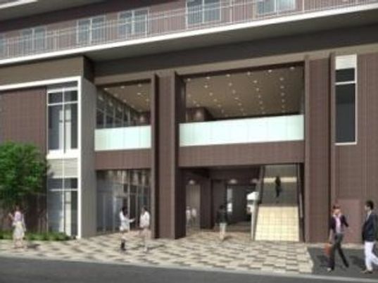 清潔感溢れる施設エントランス