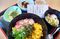 食事内容を示す料理