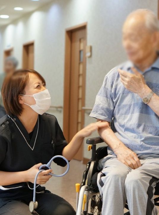 ** 廊下での交流