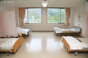 山が見える居室