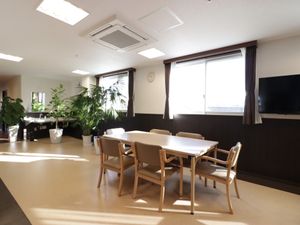 快適な共有ダイニングスペース