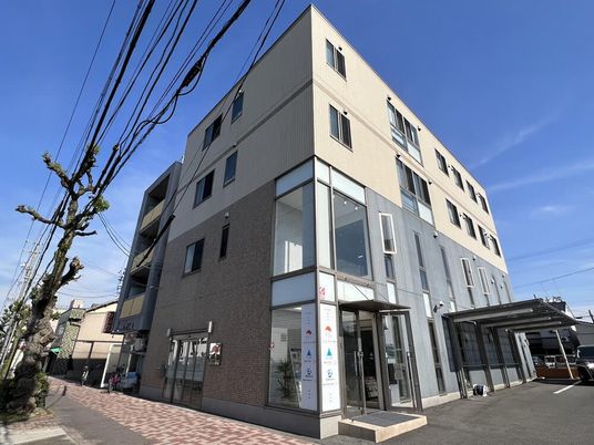 外観の建物正面  