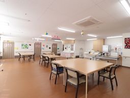 共有スペースの清潔な室内