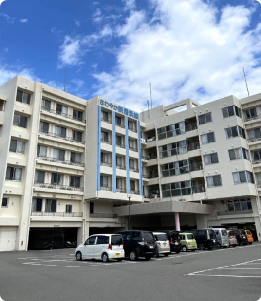 広々とした建物の外観