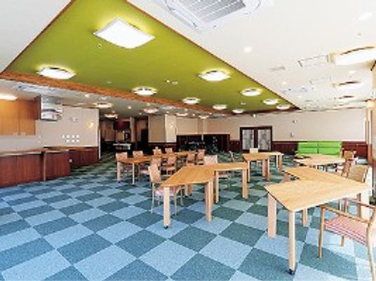 明るい食堂  