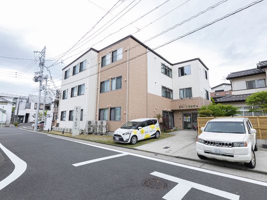 清潔感のある施設外観