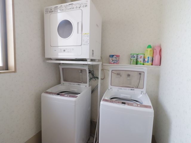 洗濯機と乾燥機の設備