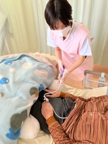 ケア中の様子を伝える居室  