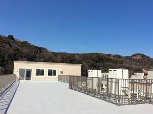 屋上の広いテラス  