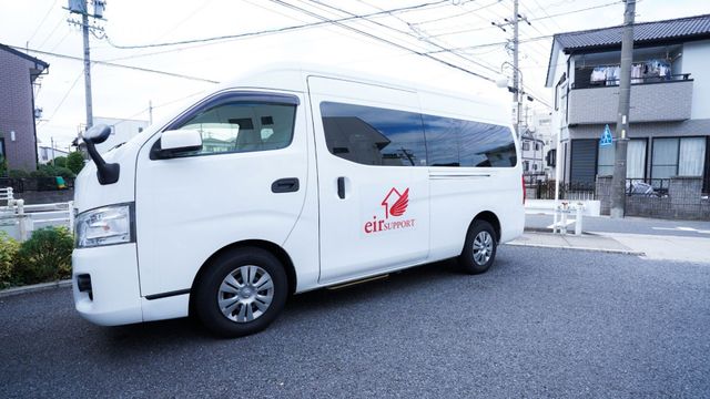 送迎用車両