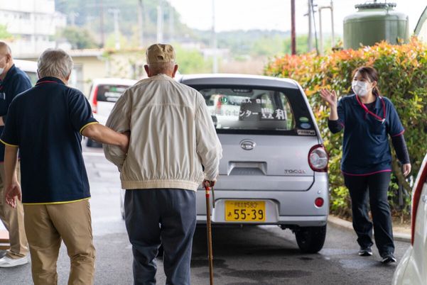 スタッフと利用者の出口