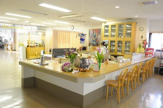 明るいキッチンカウンター