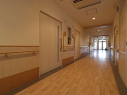 廊下の清潔なイメージ