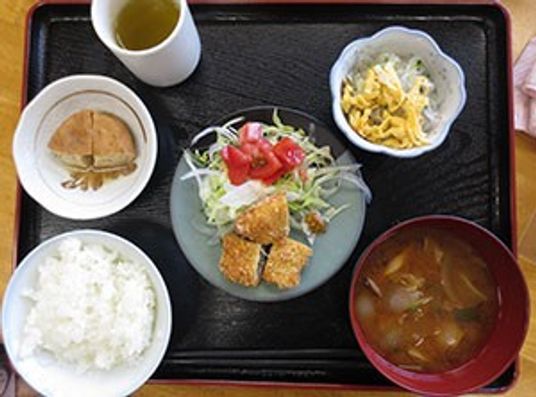 おいしい和定食の食事