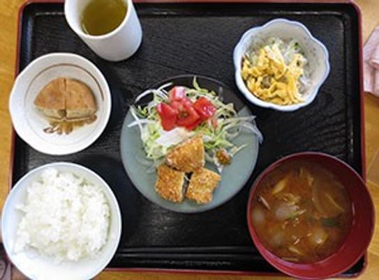 おいしい和定食の食事