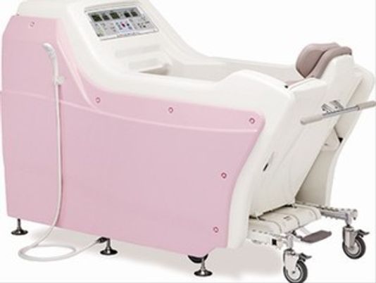 ピンクのベッド型設備