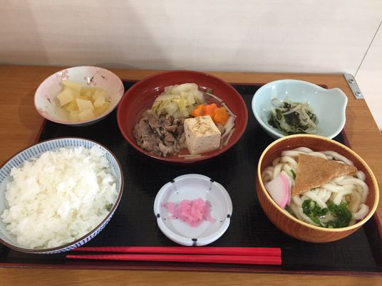 バランスの取れた和食膳
