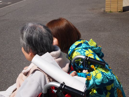 スタッフの介助の様子