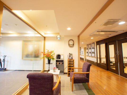 快適な共有スペースの内観