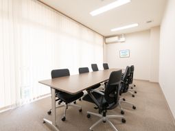 明るい会議室