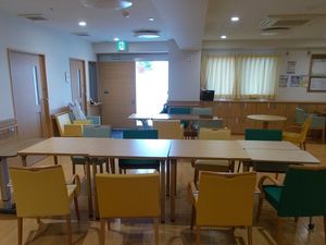 明るい食堂の室内  