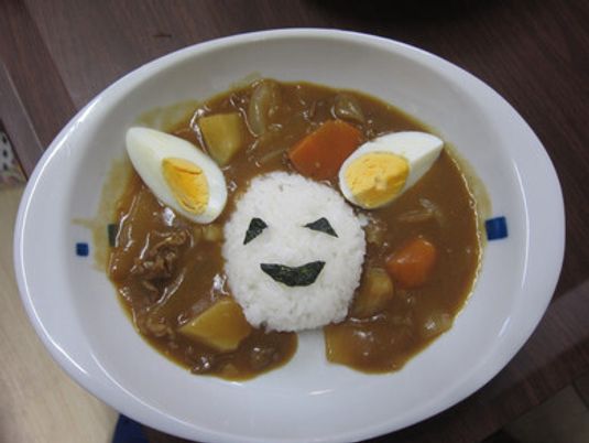 楽しい顔のカレーライス