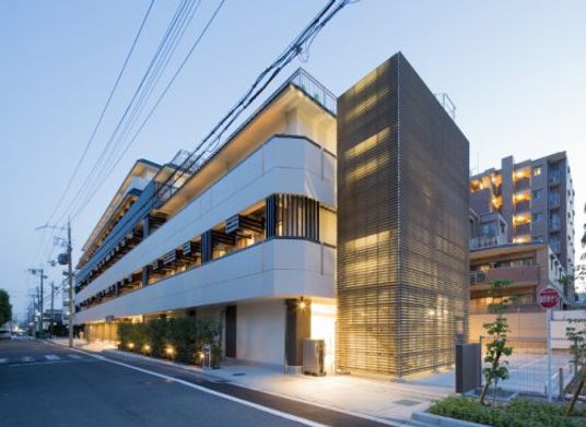 モダンな建物外観