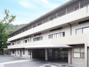 2階建ての建物外観
