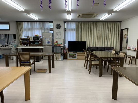 共有スペースでの寛ぎの時