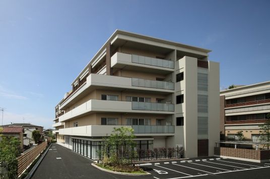 多目的施設の外観