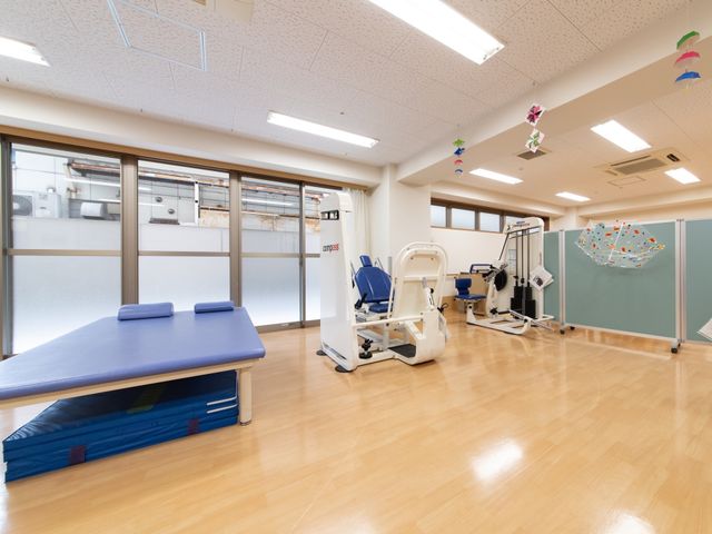 機能訓練用具のある室内