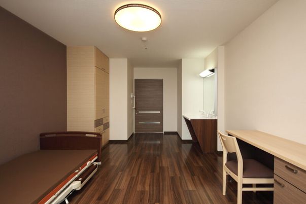 木の温もり感じる居室