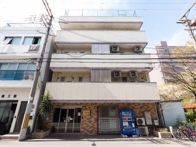清潔感ある施設の外観