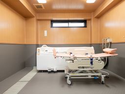 モダンな浴室設備