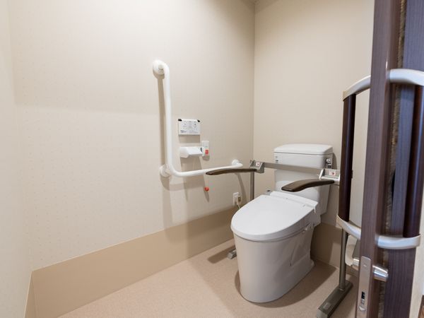 清潔なトイレ設備