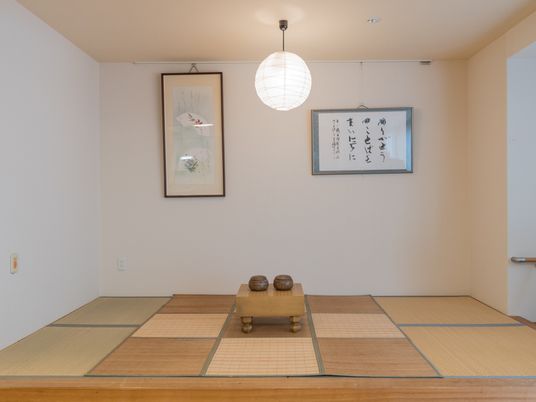 落ち着いた雰囲気の和室