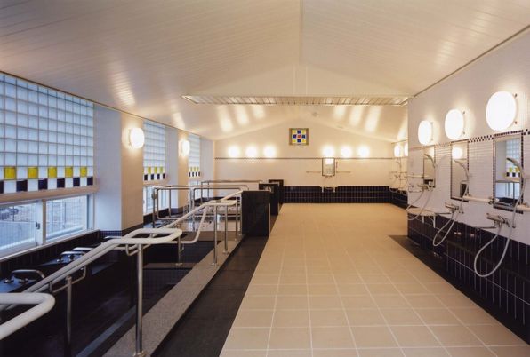 清潔な浴室空間